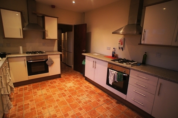 8&nbsp;Bedroom&nbsp;House Shar...